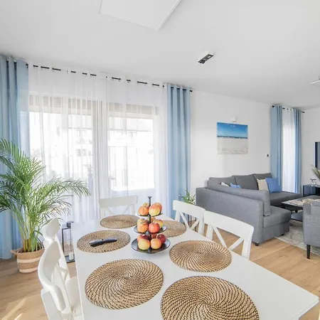 Holiday home Dom Blisko Morza I Trojmiasta, Jacuzzi, Silownia, Basen *