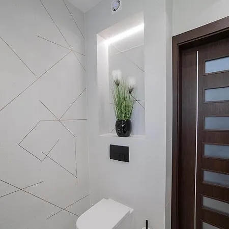 Dom Marina - Zamieszkaj Nad Morzem, Choćby Na Chwile *